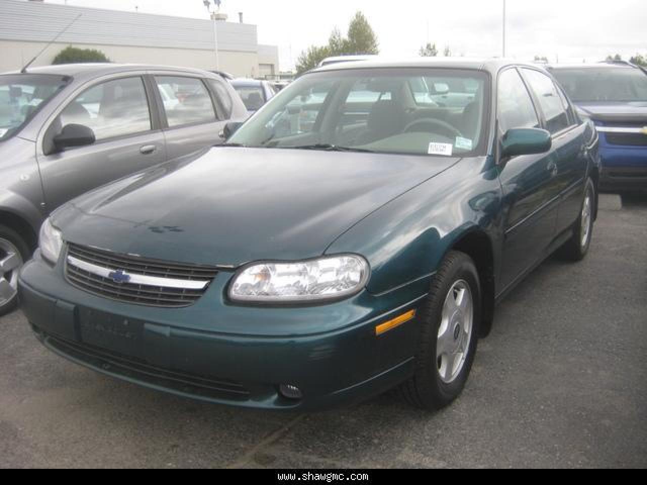 Used 2001 Chevrolet Malibu  for sale in Calgary, AB