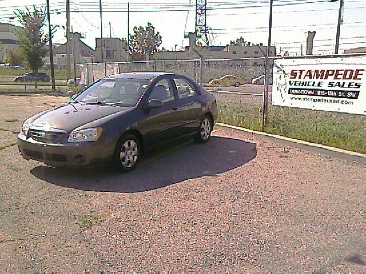 Used 2006 Kia Spectra LX for sale in Calgary, AB
