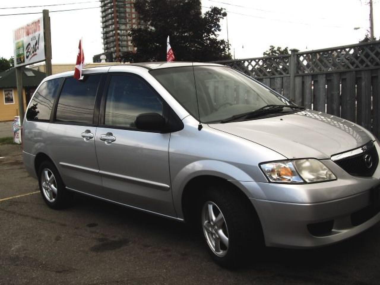 Used 2002 Mazda MPV LX for sale in Brampton, ON