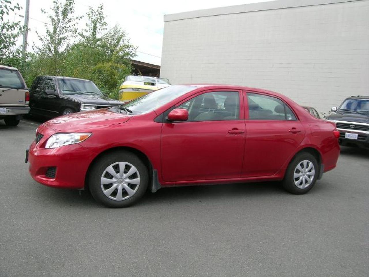 Toyota Certified Used Vehicle. Buy with confidence!
Complimentary tank of gas and first oil/filter change at no charge.
Minimum 12 month / 20000kms Powertrain and Roadside Assistance coverage,
plus Balance Factory Warranty.
Warranty honored at over 1500 Toyota dealer in Canada and the U.S.