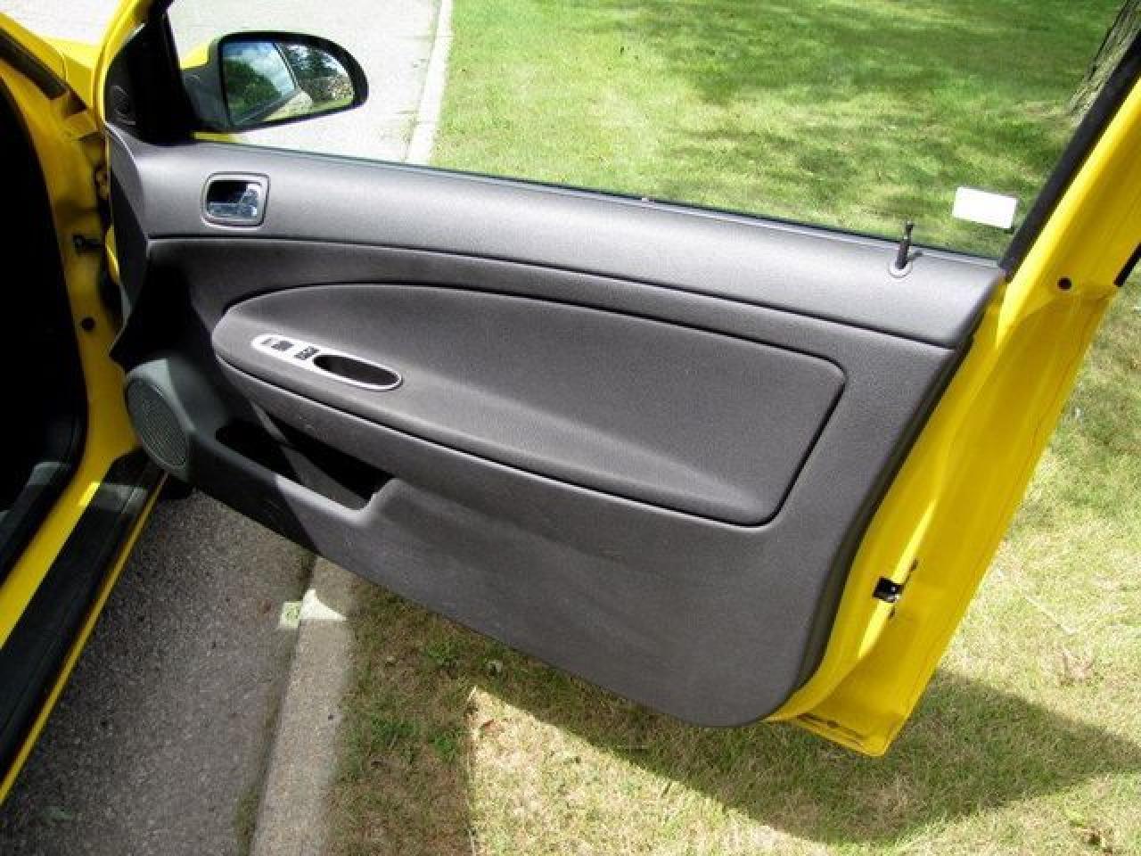 621856