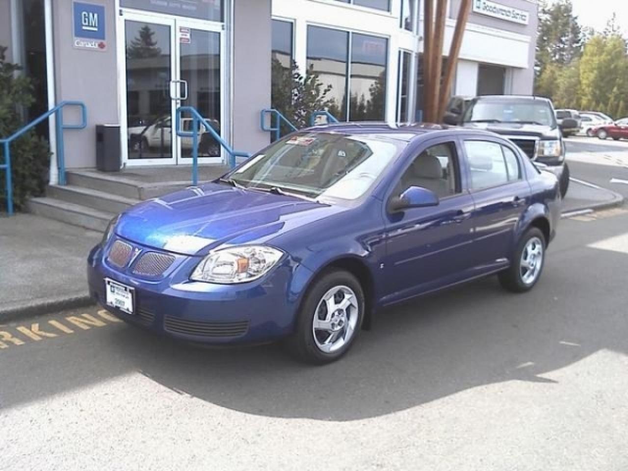 Used 2007 Pontiac G5 2.2 SE for sale in Parksville, BC