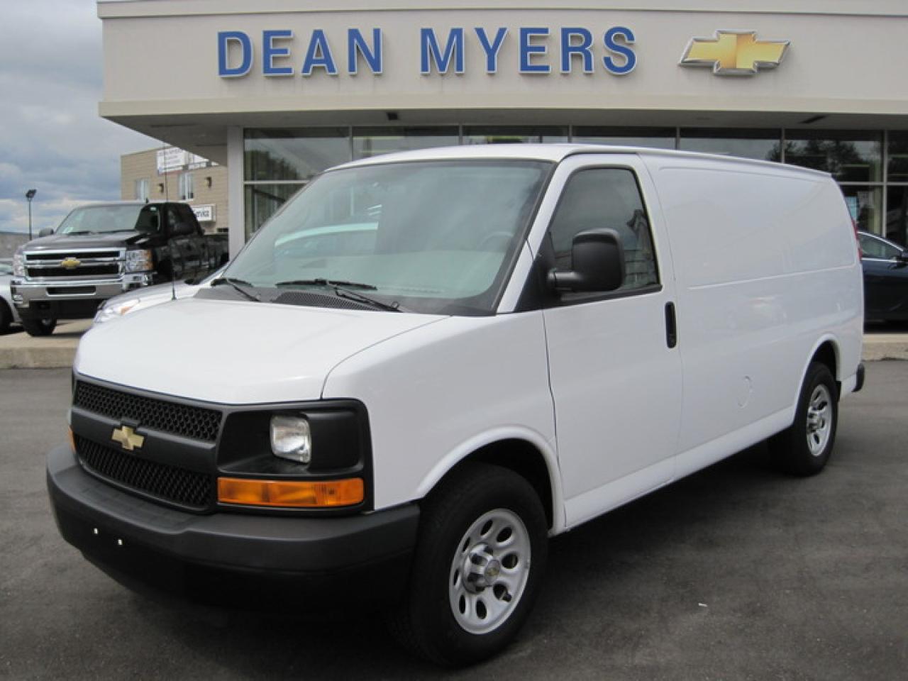 Used 2010 Chevrolet Express  for sale in Toronto, ON