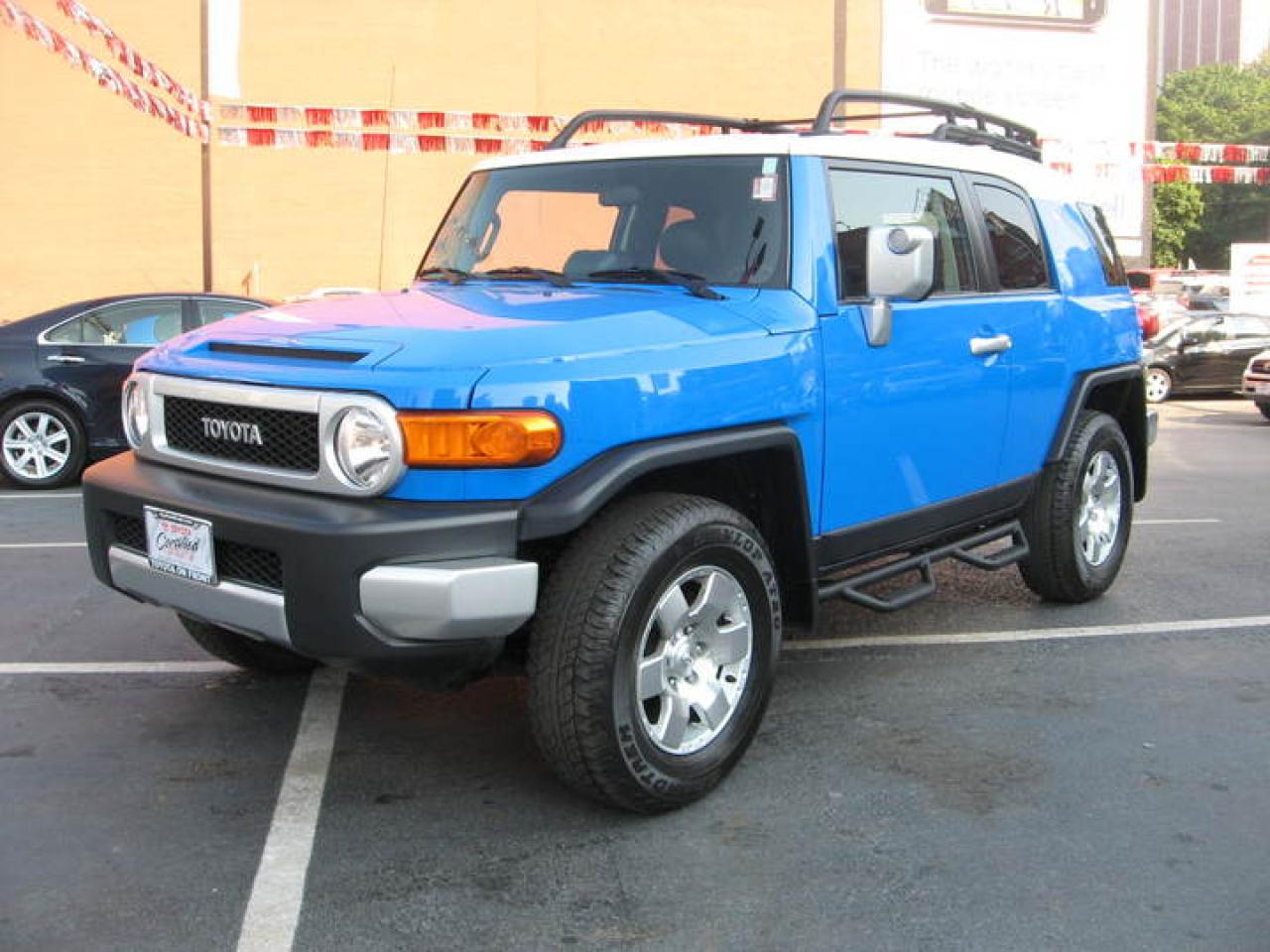 Used 2007 Toyota FJ Cruiser  for sale in Toronto, ON
