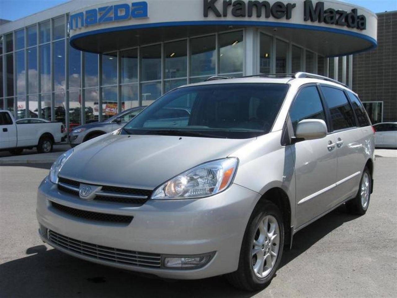 Used 2004 Toyota Sienna XLE Limited for sale in Calgary, AB