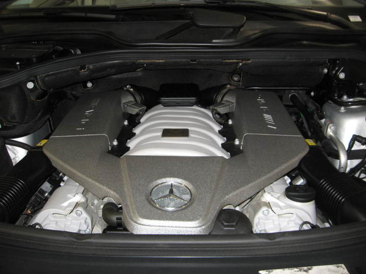 622001