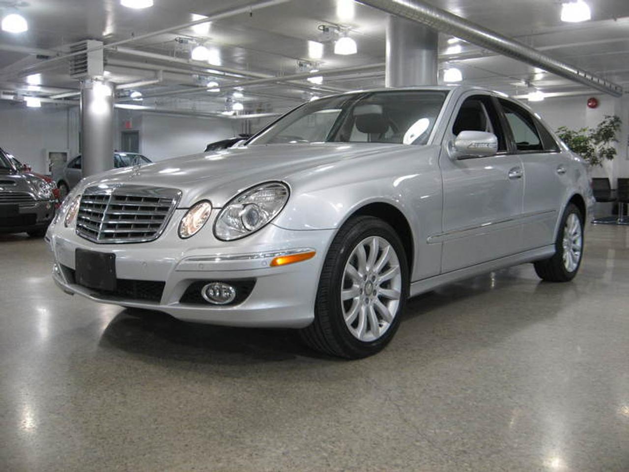 <p>This vehicle is in great condition, and has obviously been kept in top condition by its previous owner. The vehicles electrical system is in great shape and the engine is running flawlessly. The transmission is running smoothly and requires no tune up. The interior looks and feels clean and has obviously been kept in good condition by its previous owner. All of our cars are professionally cleaned for sale. Buy with confidence knowing thatMercedes-Benz Dundas stands behind all its vehicles with the best Service and top industry standards. We have the records for this and all of our vehicles, and are happy to share information on accident history, etc when you inquire about this car. Please speak to a sales consultant for more details.</p>