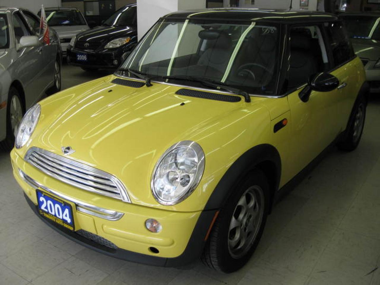 Used 2004 Mini Cooper  for sale in Oshawa, ON