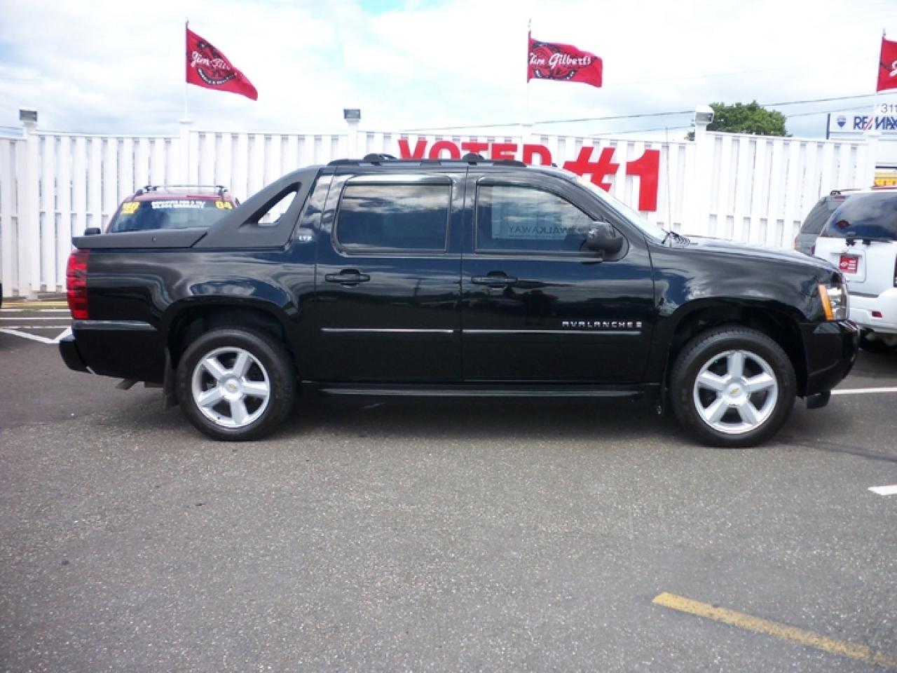 Used 2007 Chevrolet Avalanche  for sale in Fredericton, NB