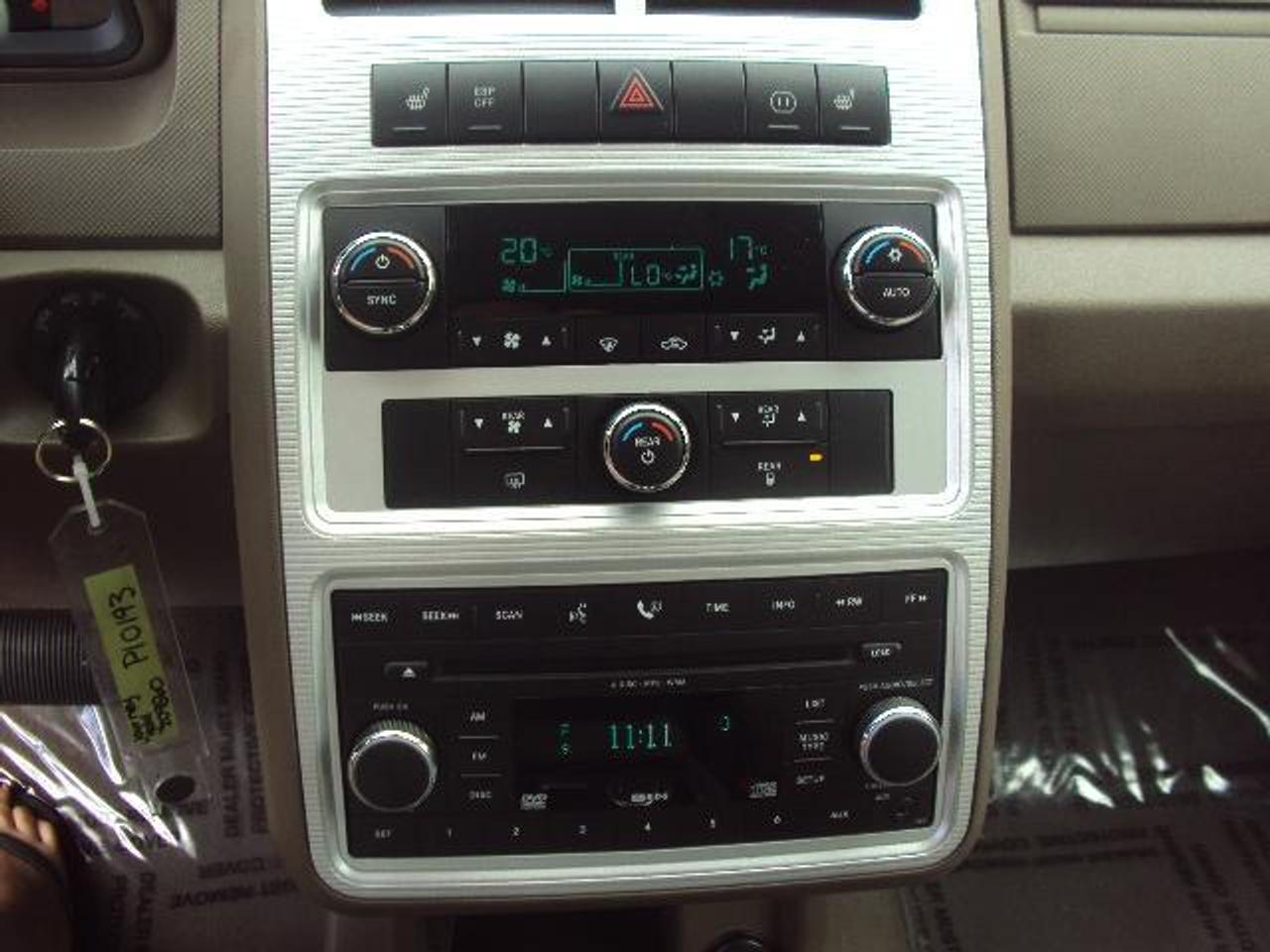622163.10676316