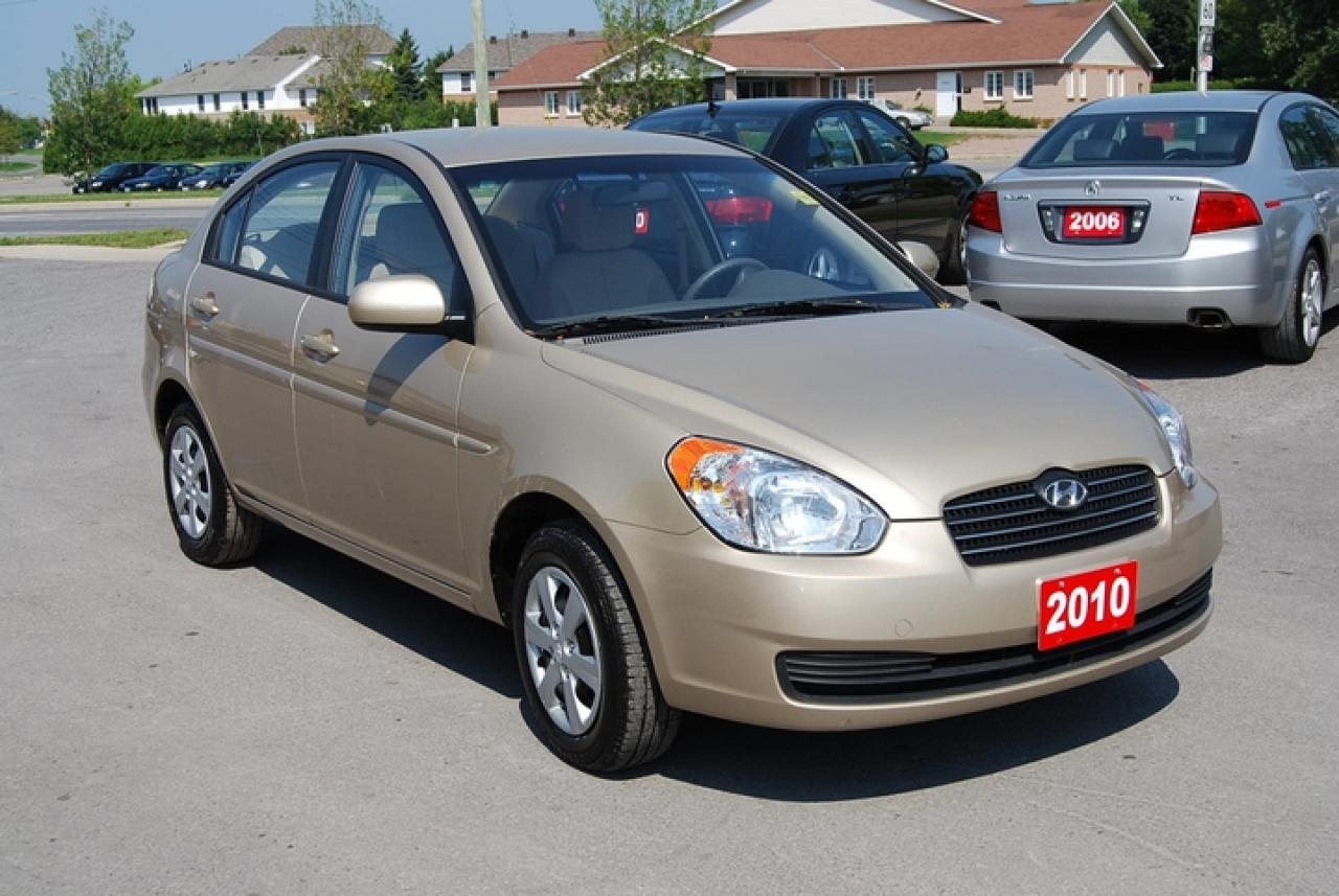 Used 2010 Hyundai Accent  for sale in Ottawa, ON