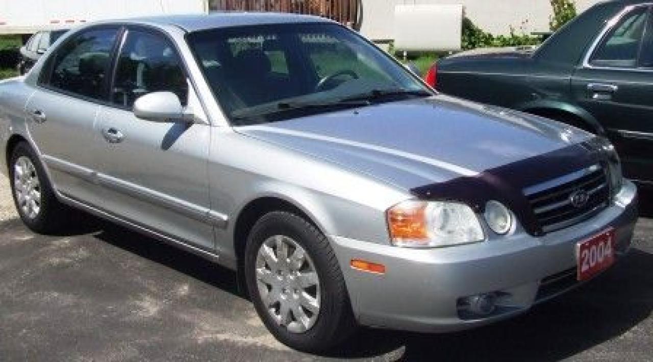 Used 2004 Kia Magentis LX for sale in Barrie, ON