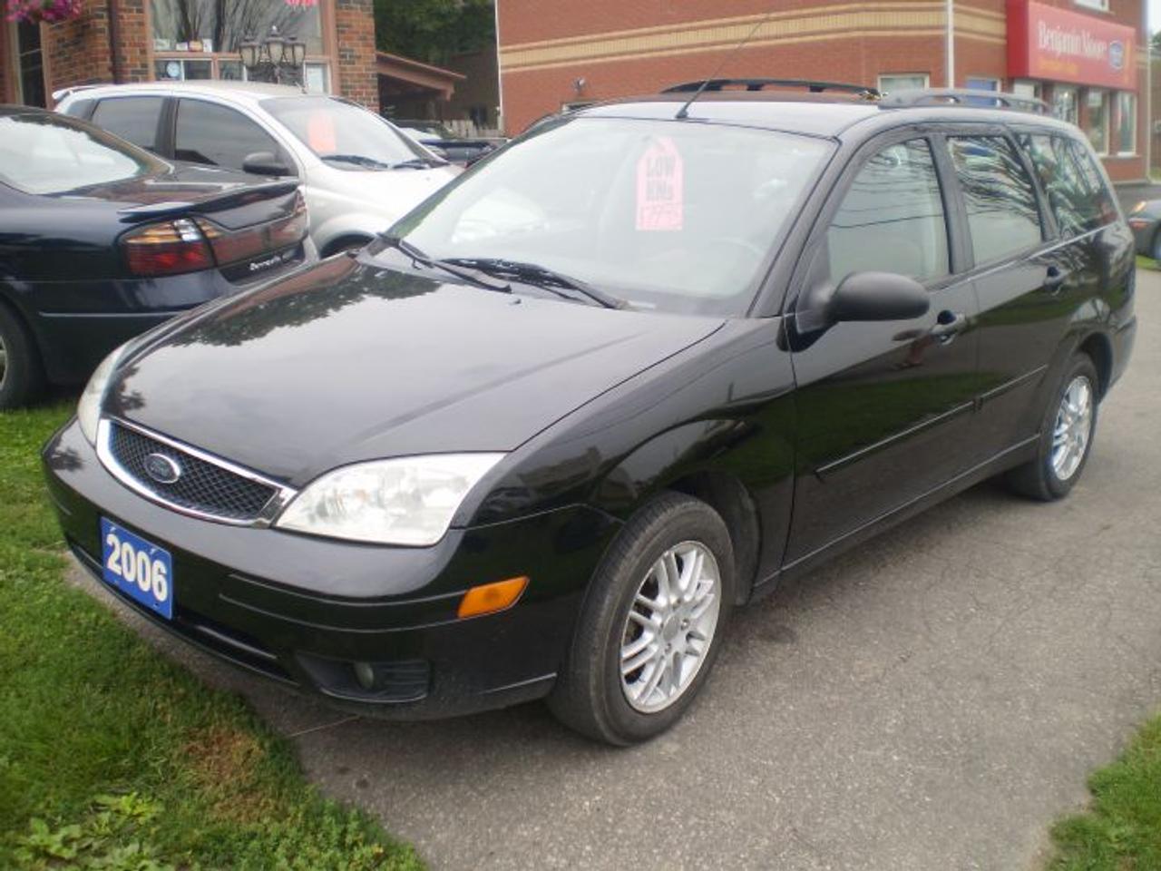 Used 2006 Ford Focus ZXW for sale in Niagara Falls, ON
