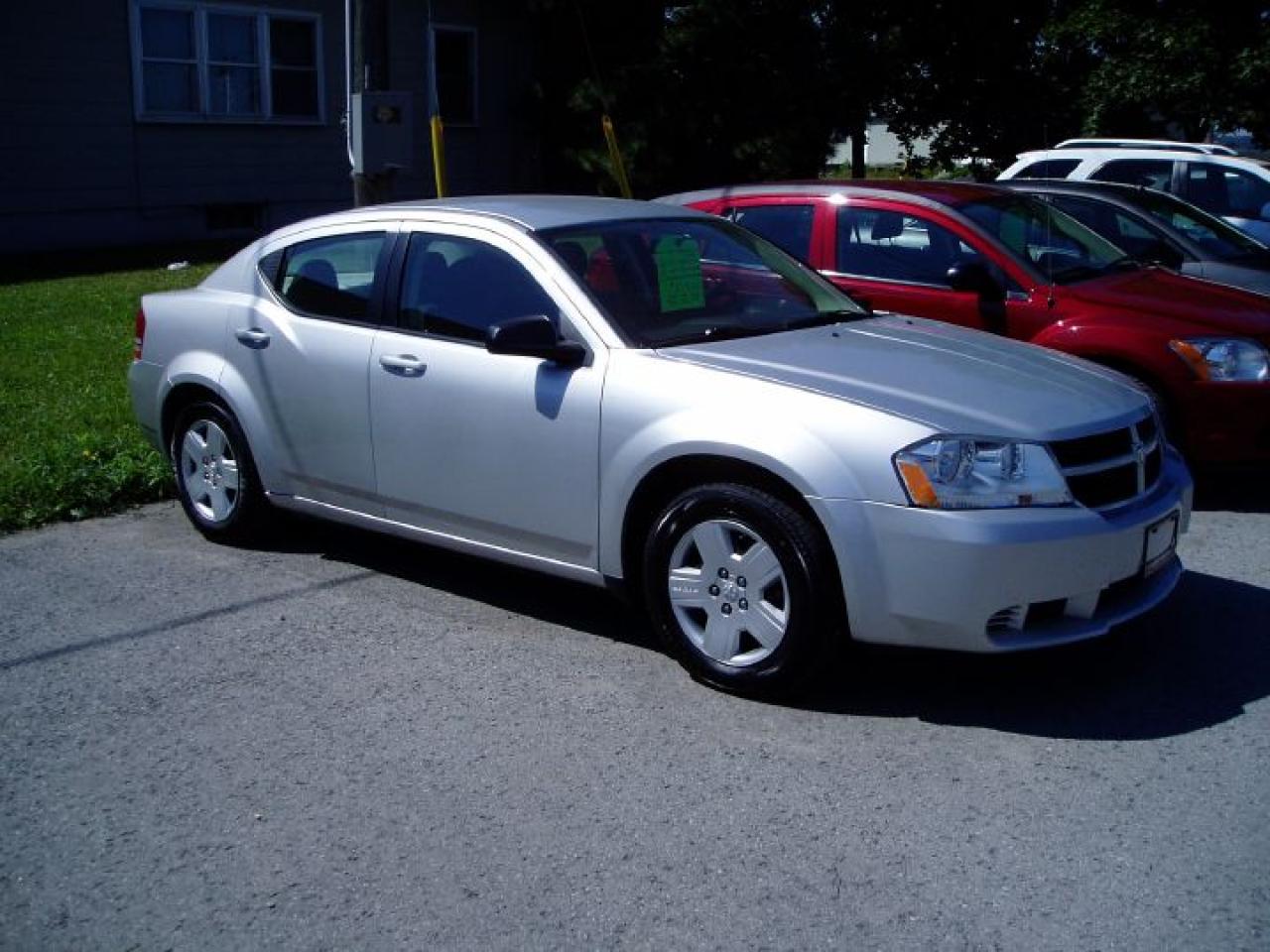 Used 2009 Dodge Avenger SE for sale in Beamsville, ON