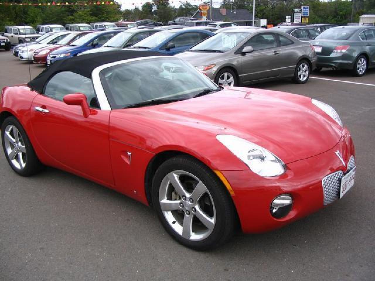 Used 2006 Pontiac Solstice CONVERTABLE for sale in Fredericton, NB