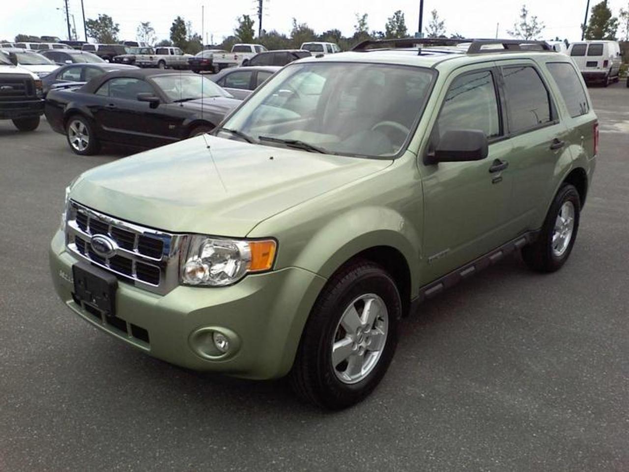 Used 2008 Ford Escape XLT for sale in Pickering, ON
