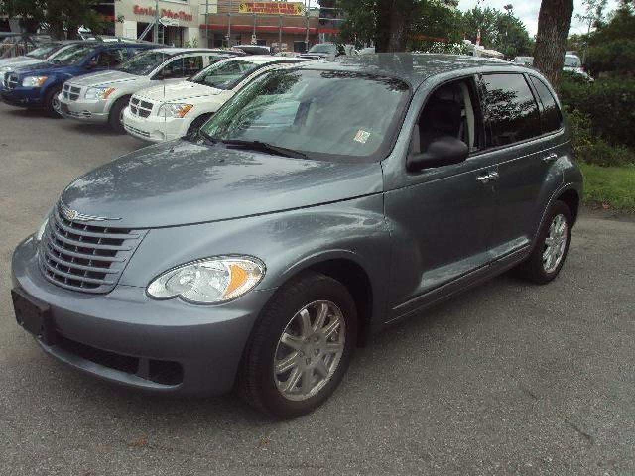 Used 2009 Chrysler PT Cruiser  for sale in Ottawa, ON