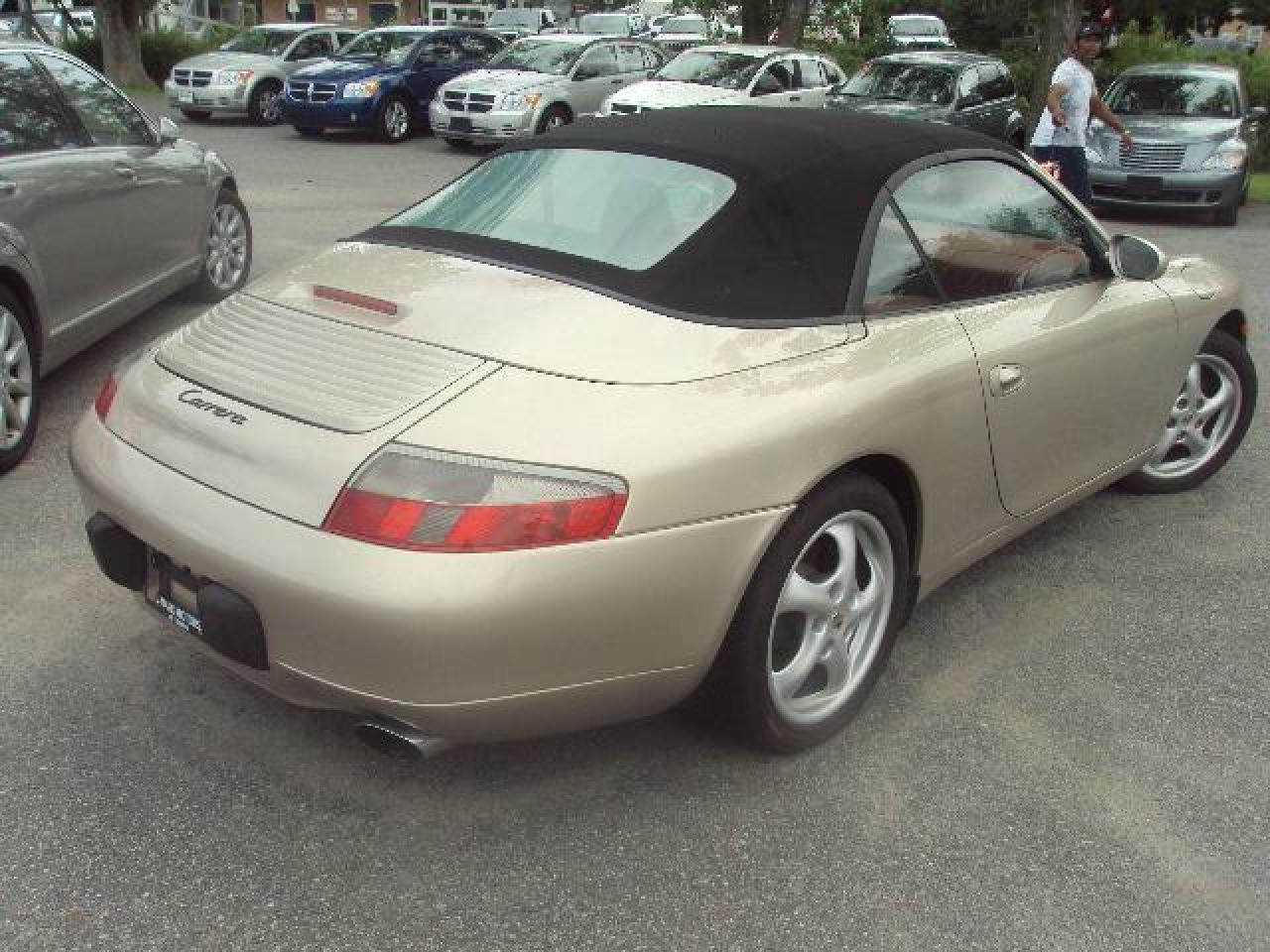 622525