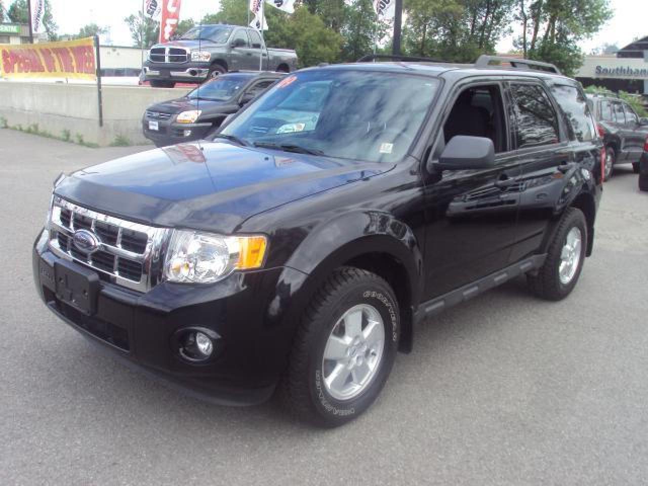 Used 2009 Ford Escape XLT 4WD for sale in Ottawa, ON
