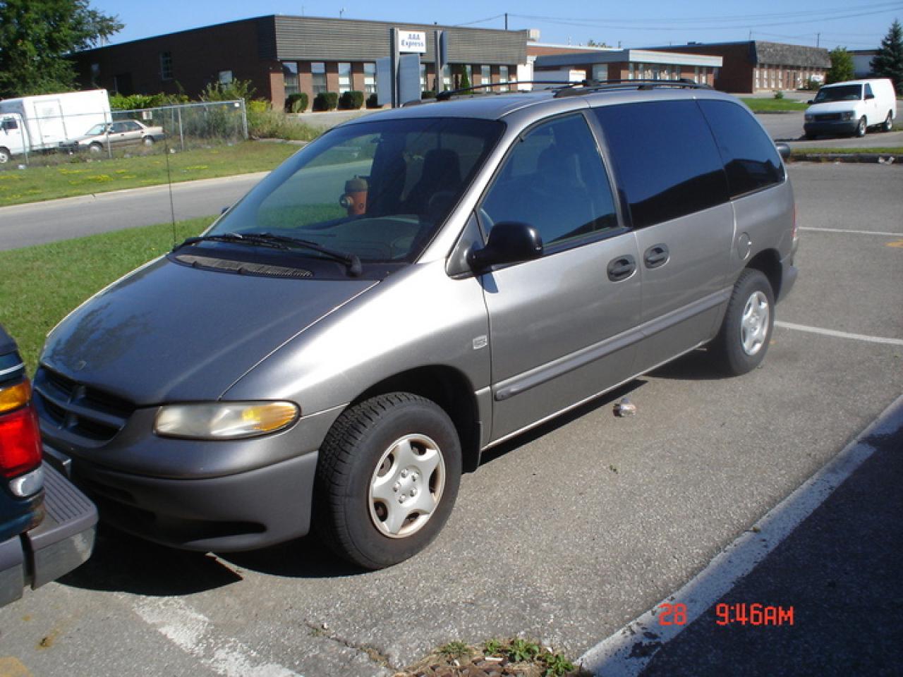 Used 1999 Dodge Caravan  for sale in Mississauga, ON