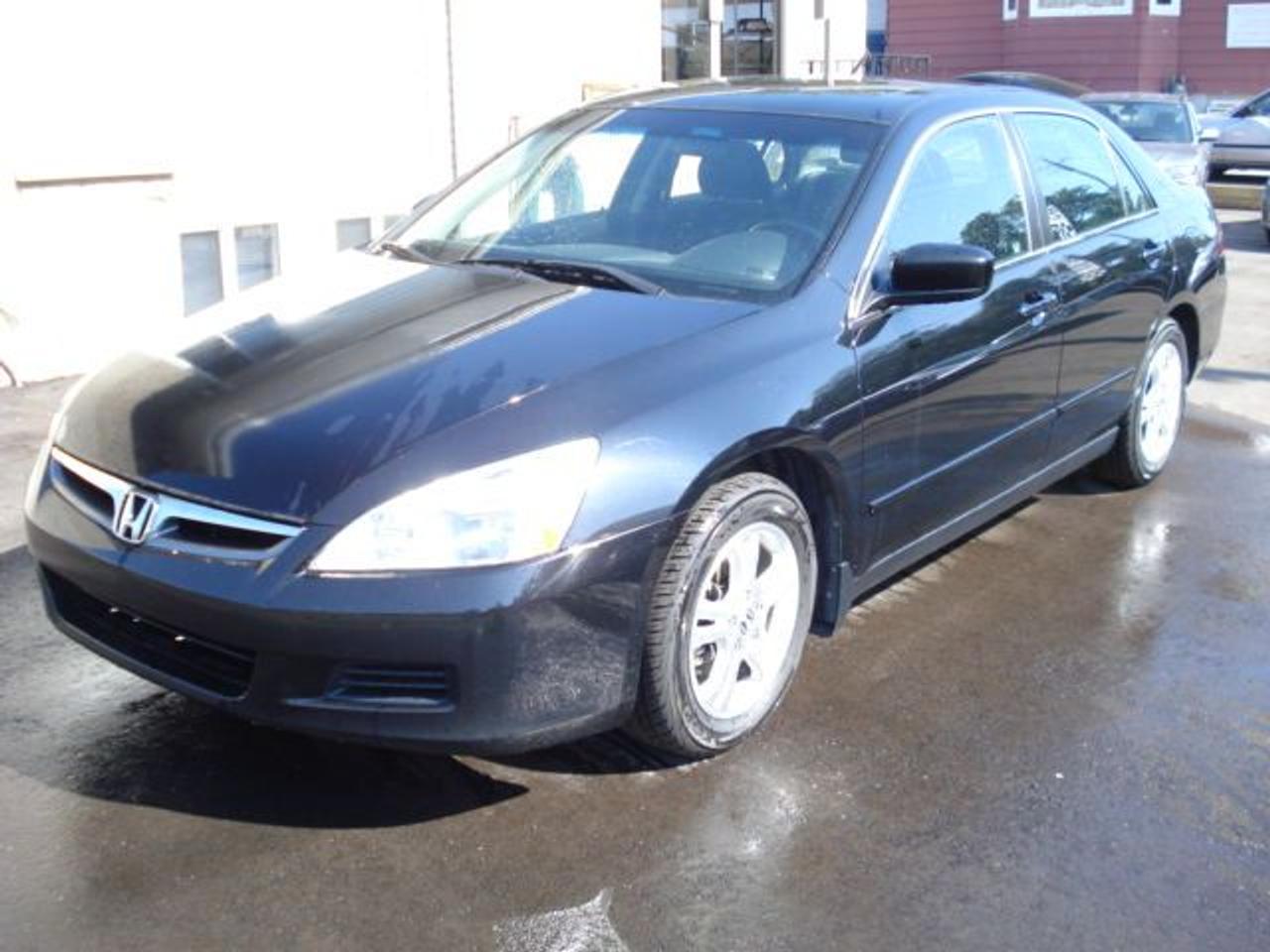 -> 1 owner off lease vehicle, straight from Honda
-> Carproof Clean “No Accidents”