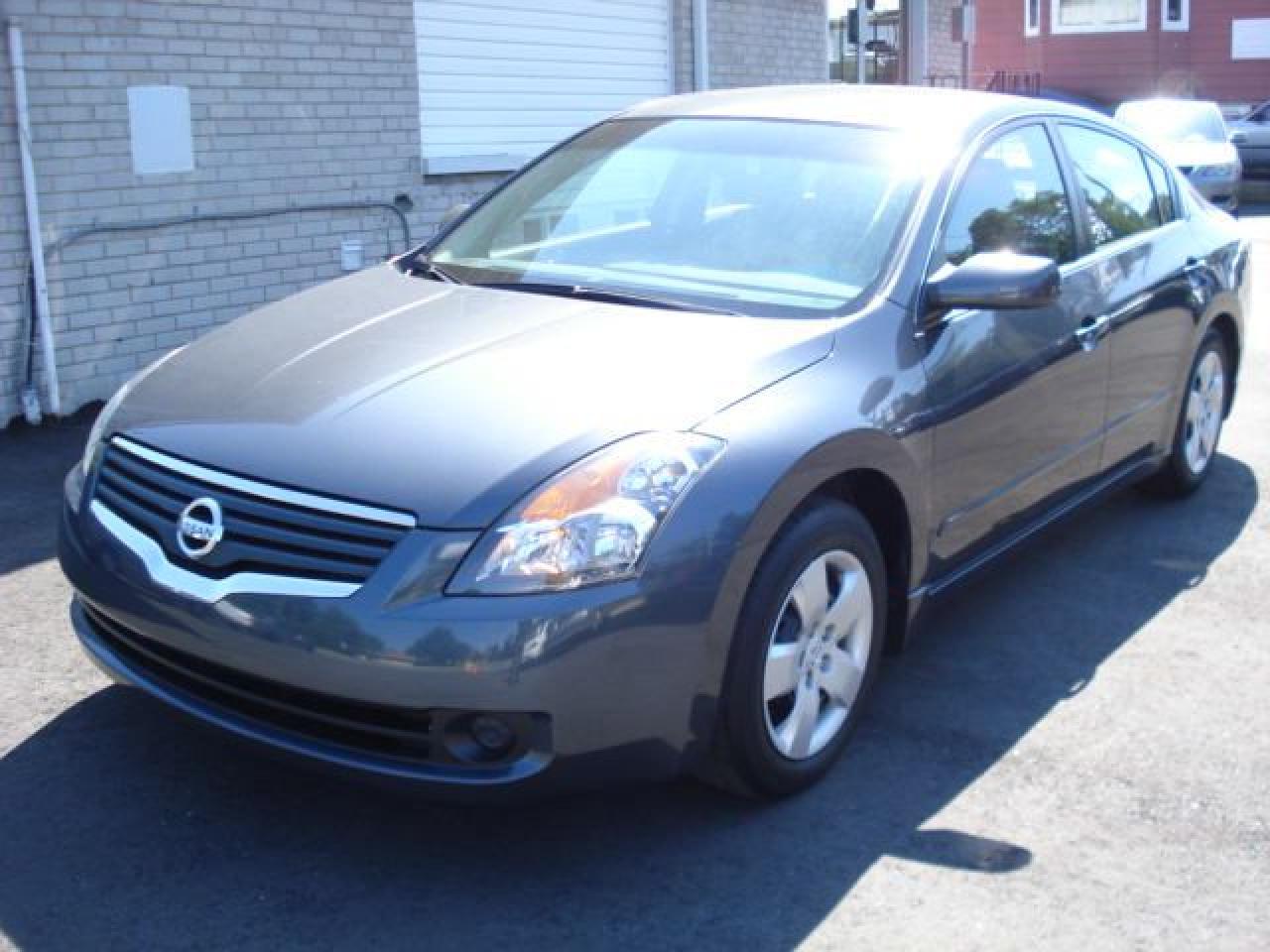 Used 2007 Nissan Altima 2.5s for sale in Scarborough, ON