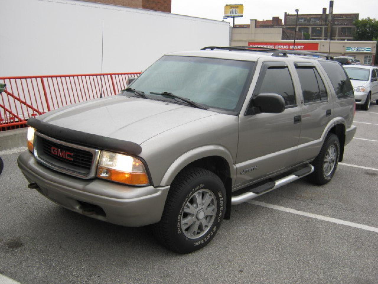 Used 2003 GMC Jimmy fully loaded for sale in Toronto, ON
