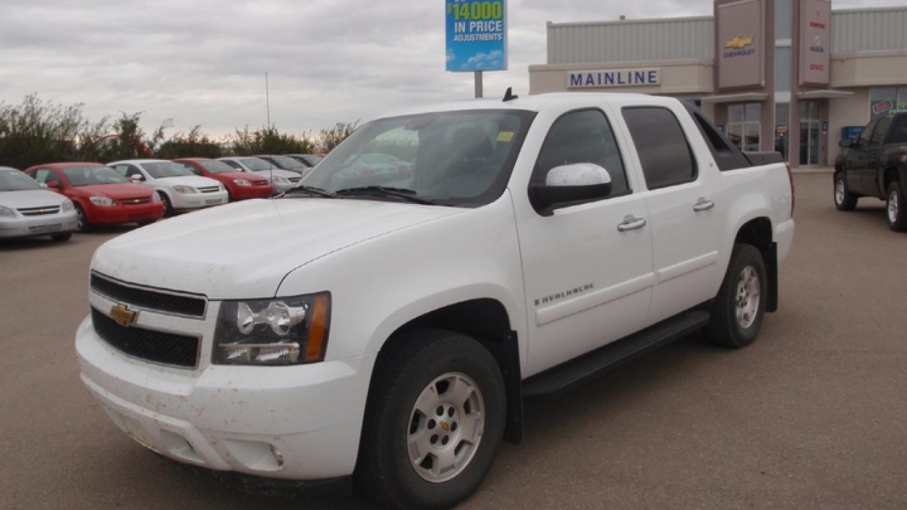 Used 2008 Chevrolet Avalanche  for sale in Rosetown, SK