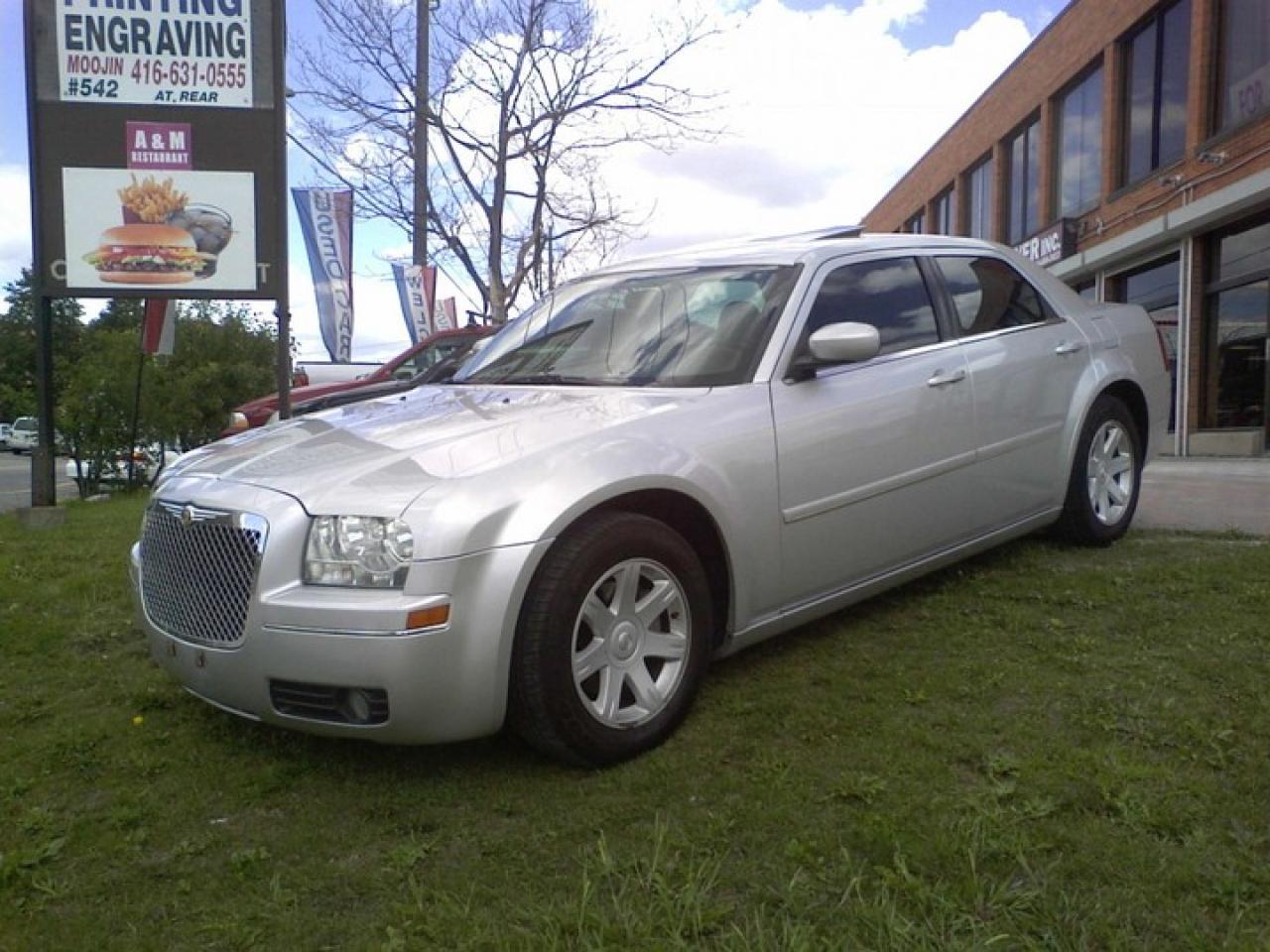 Used 2005 Chrysler 300  for sale in North York, ON