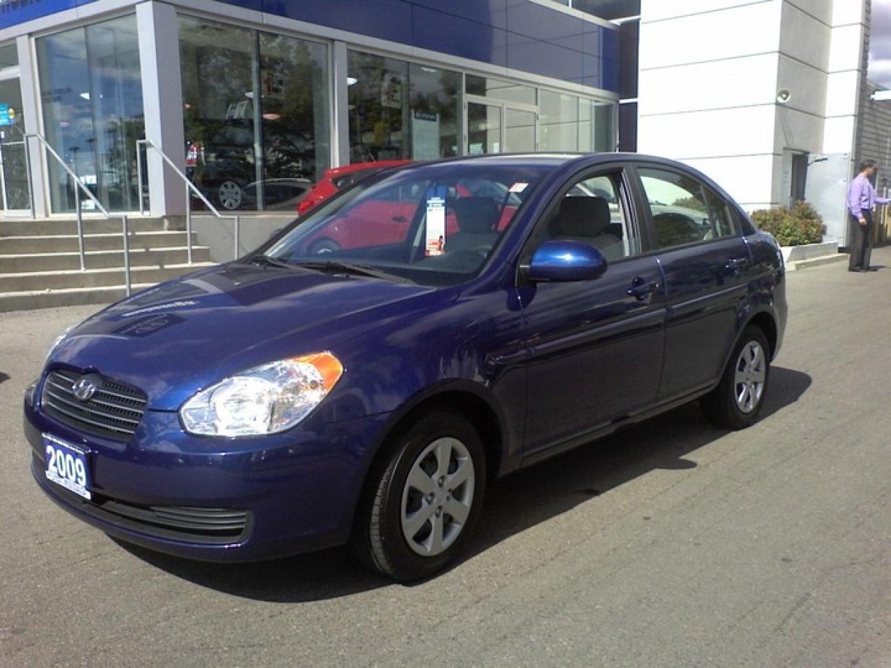 Used 2009 Hyundai Accent  for sale in Mississauga, ON