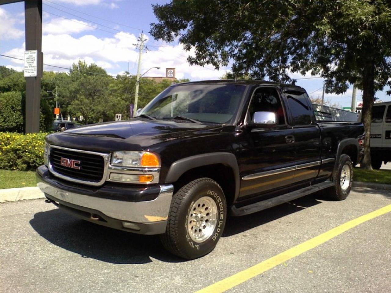 Used 2002 GMC Sierra 1500  for sale in Toronto, ON