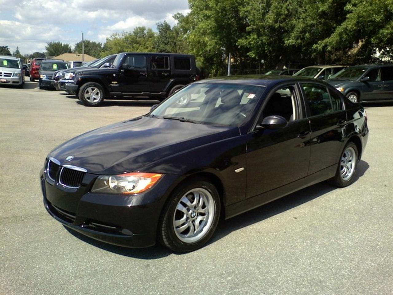 Used 2007 BMW 323i  for sale in Scarborough, ON
