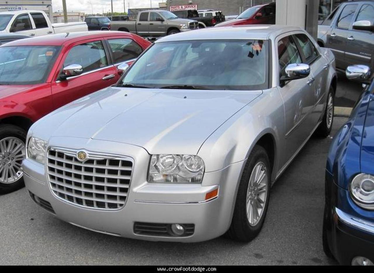 Used 2010 Chrysler 300 Touring for sale in Calgary, AB