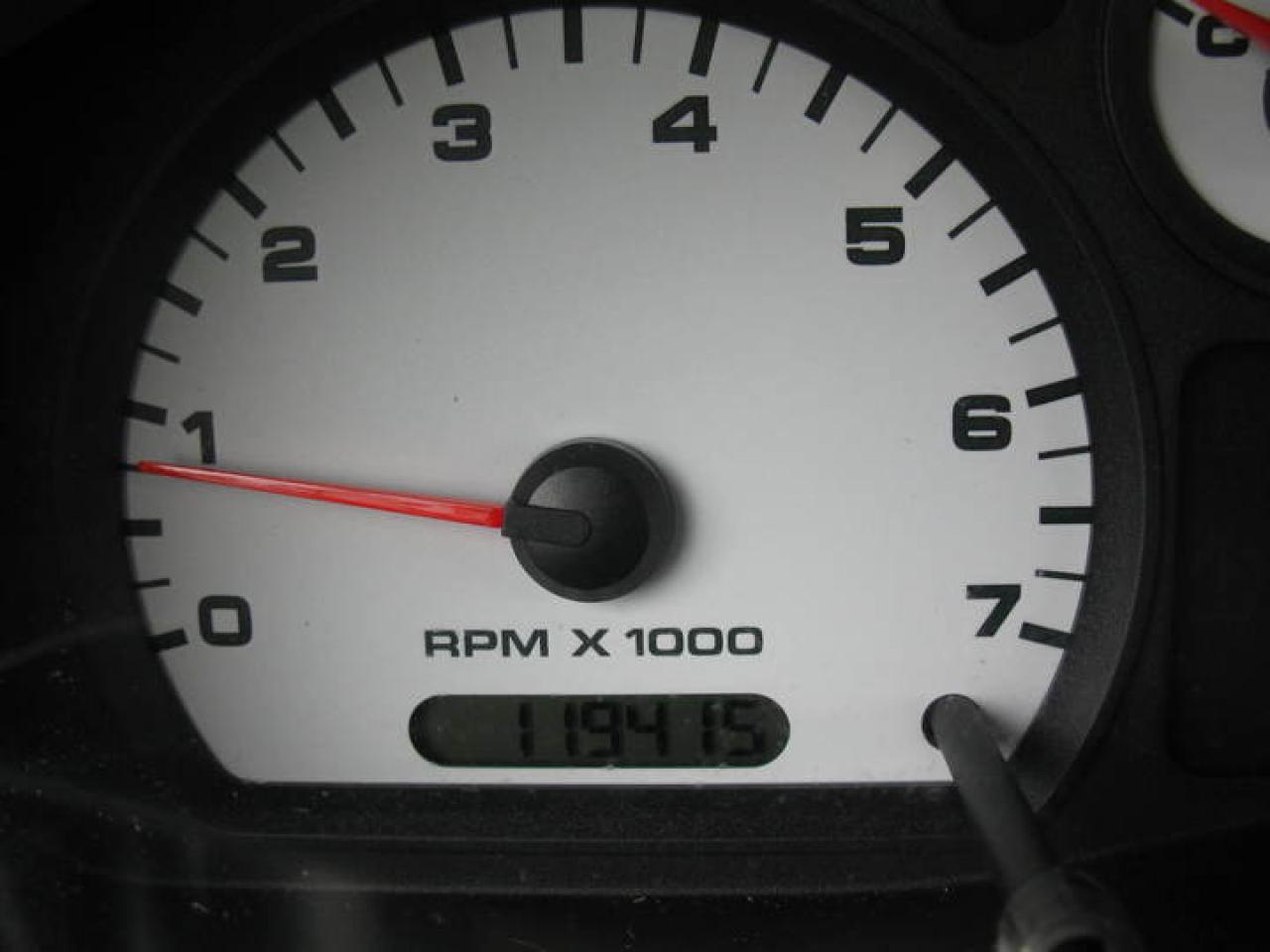 622989