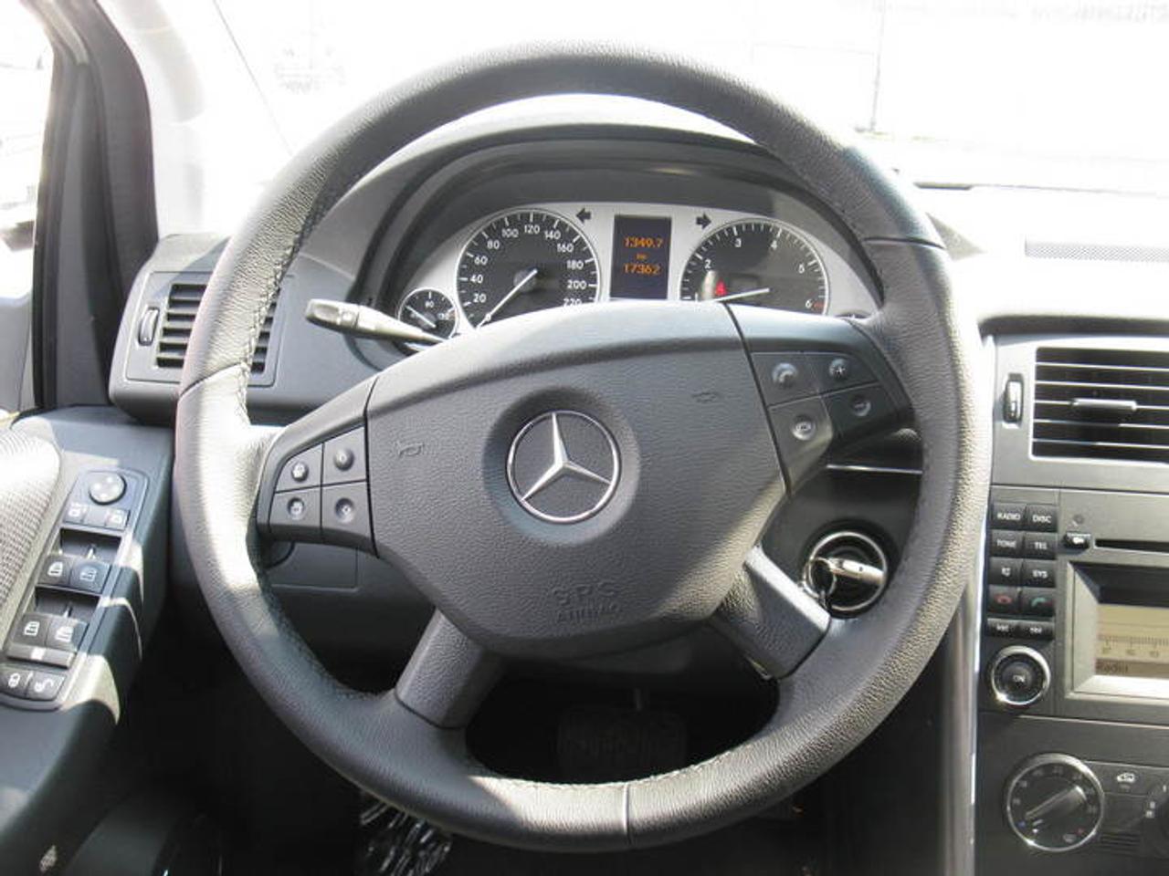 622996.10767863