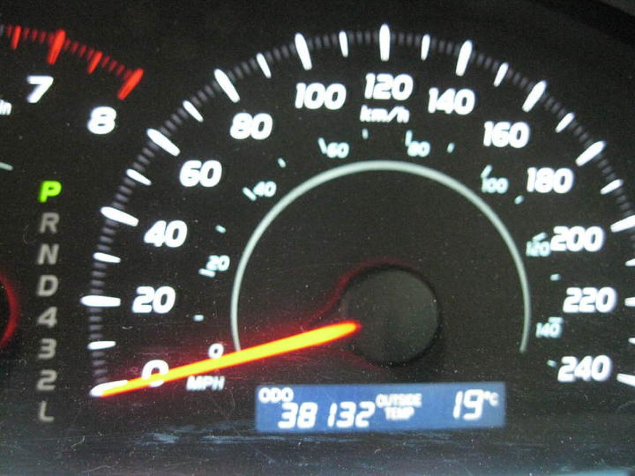 623026