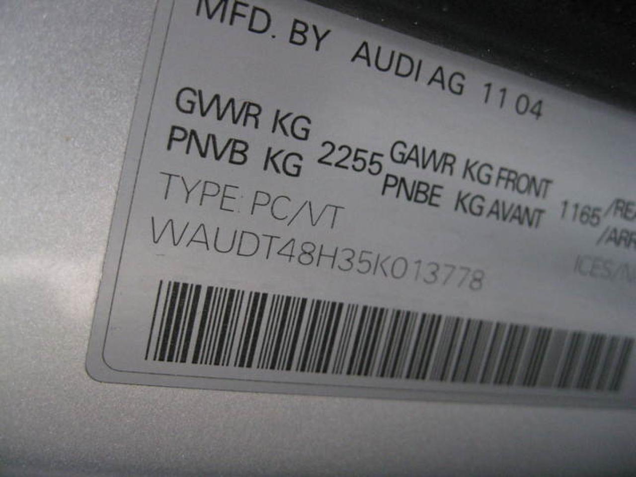 623031