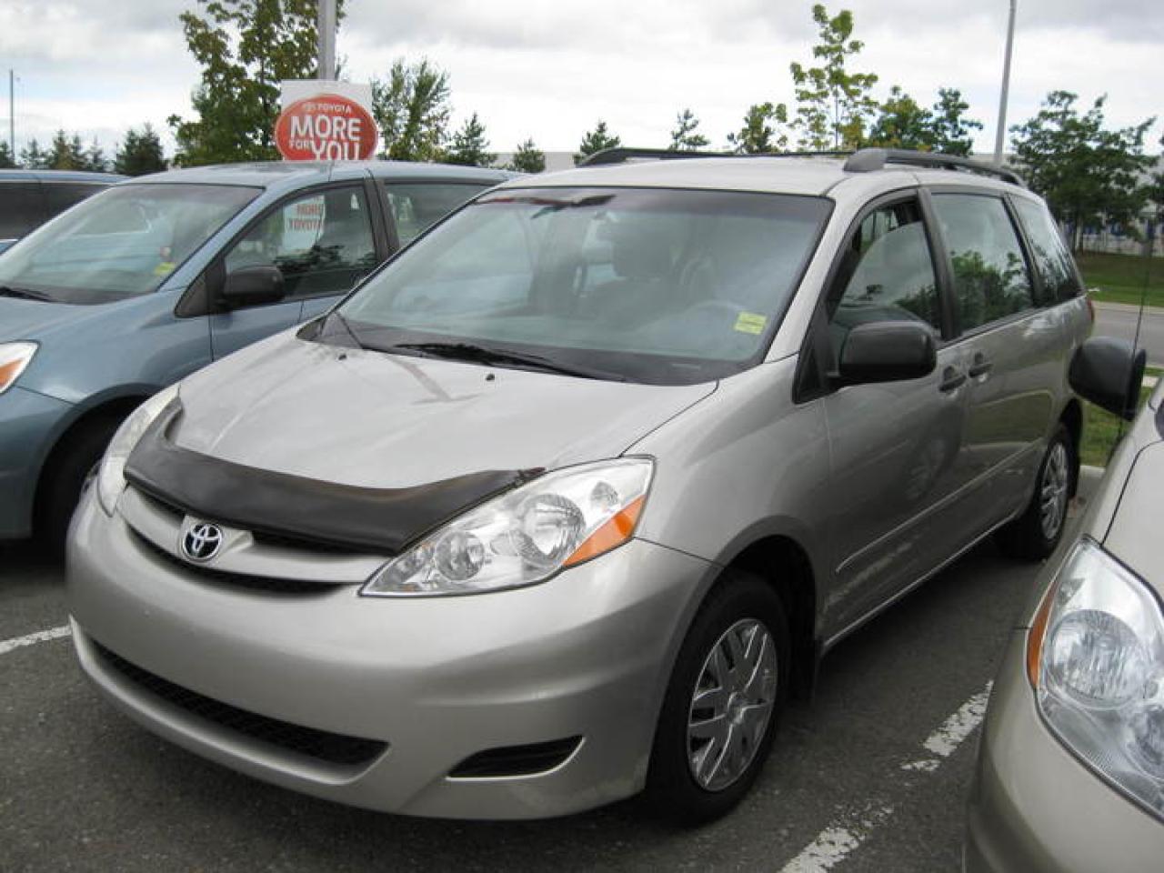 Used 2006 Toyota Sienna  for sale in Brampton, ON