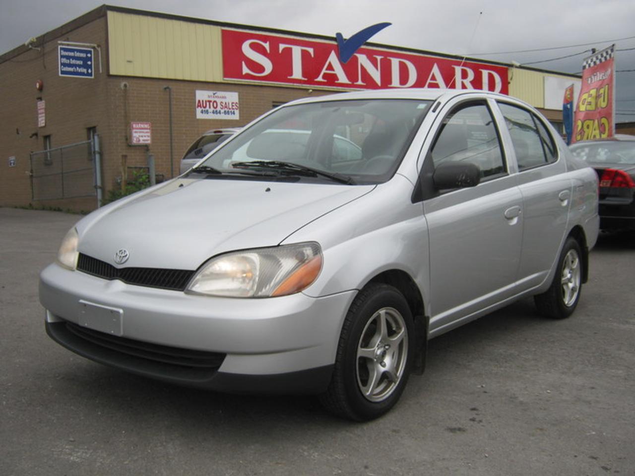 AUTO, ICE COLD AIR, ALLOY WHEELS WITH LOW PROFILE TIRES, SHARP LOOKING CAR, SAME OWNER SINCE 2000, ACCIDENT FREE,CD PLAYER....CALL 416 464 6614,