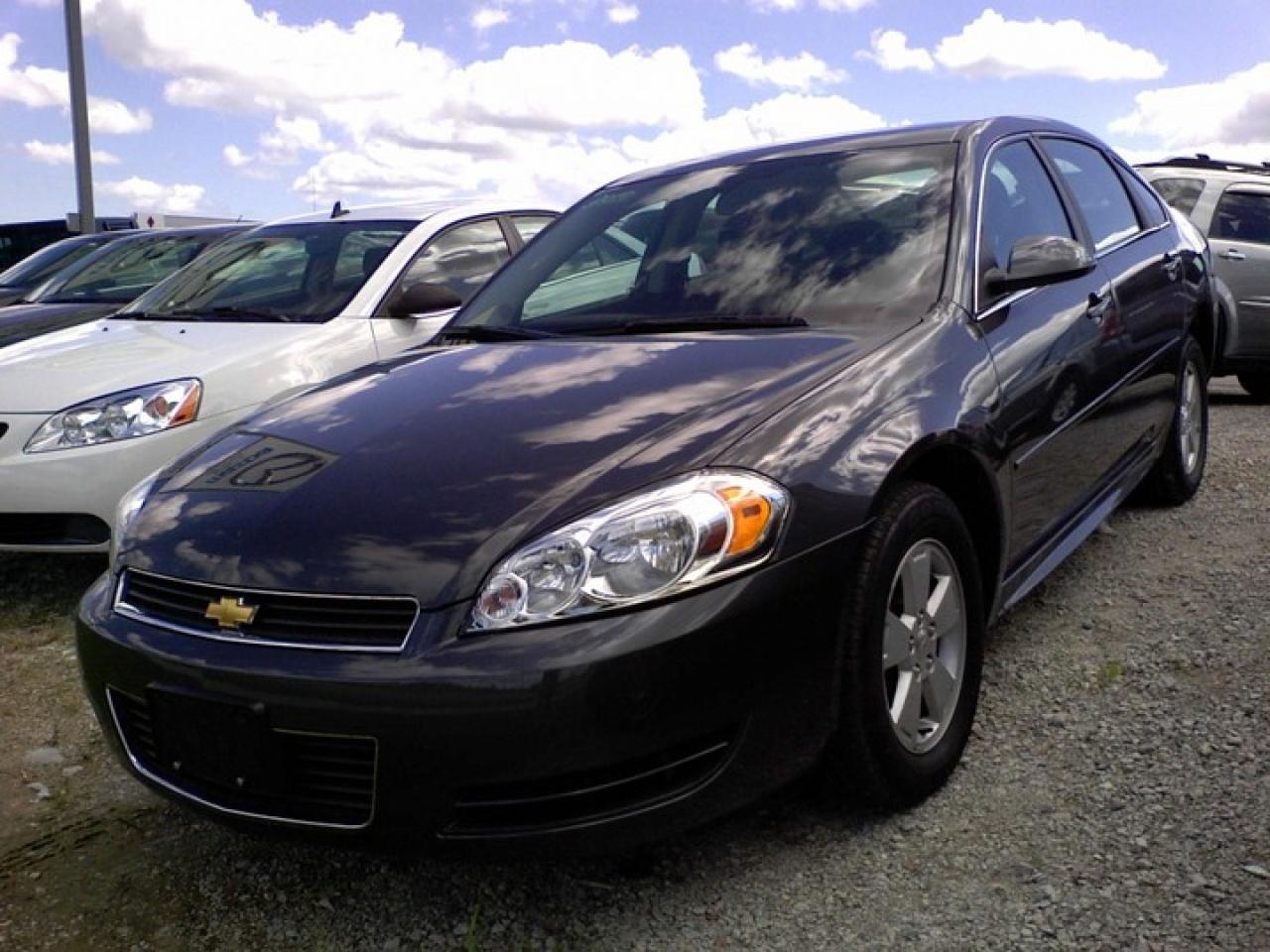 Used 2010 Chevrolet Impala LT Sedan for sale in Barrie, ON