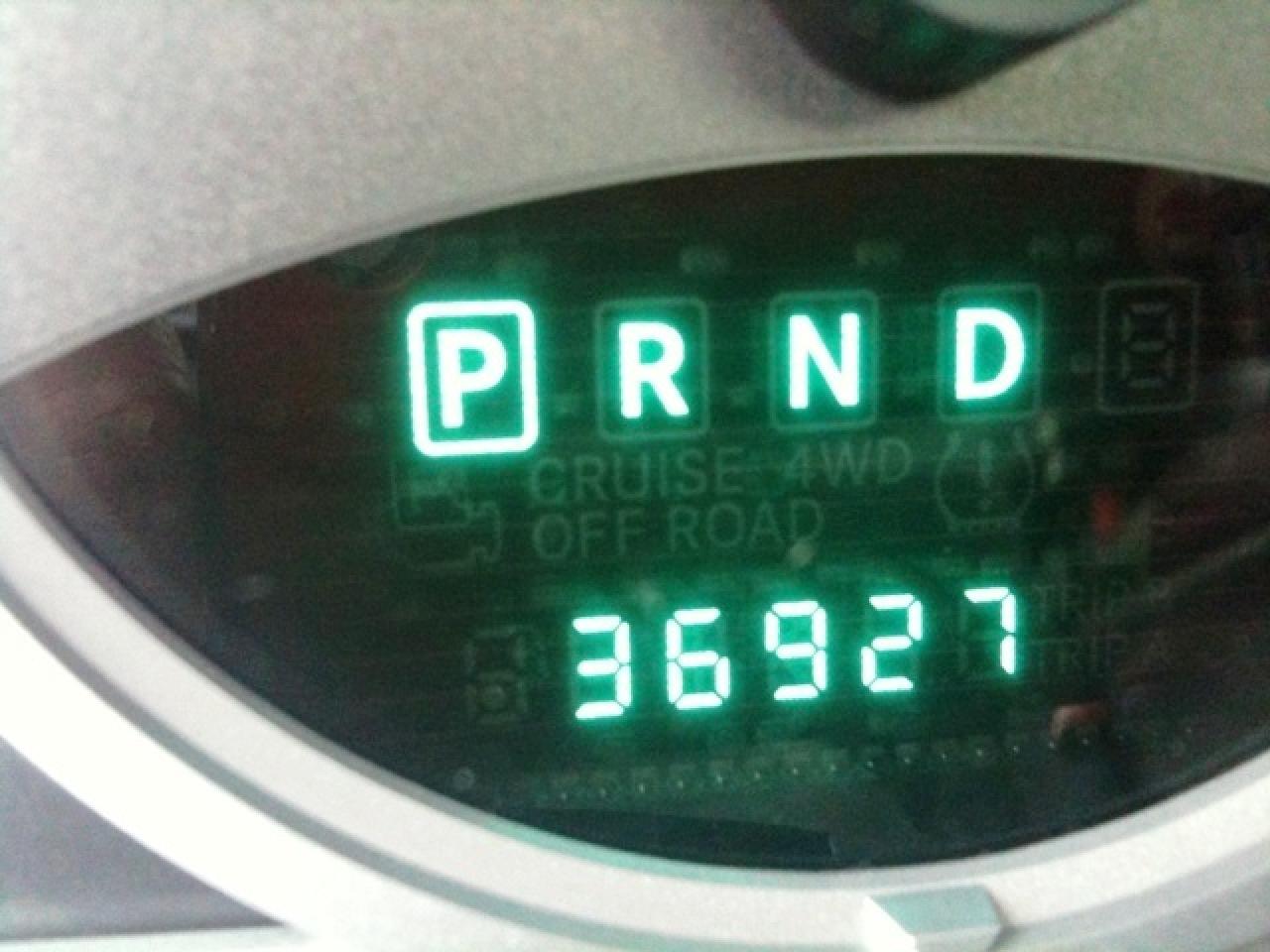 623205