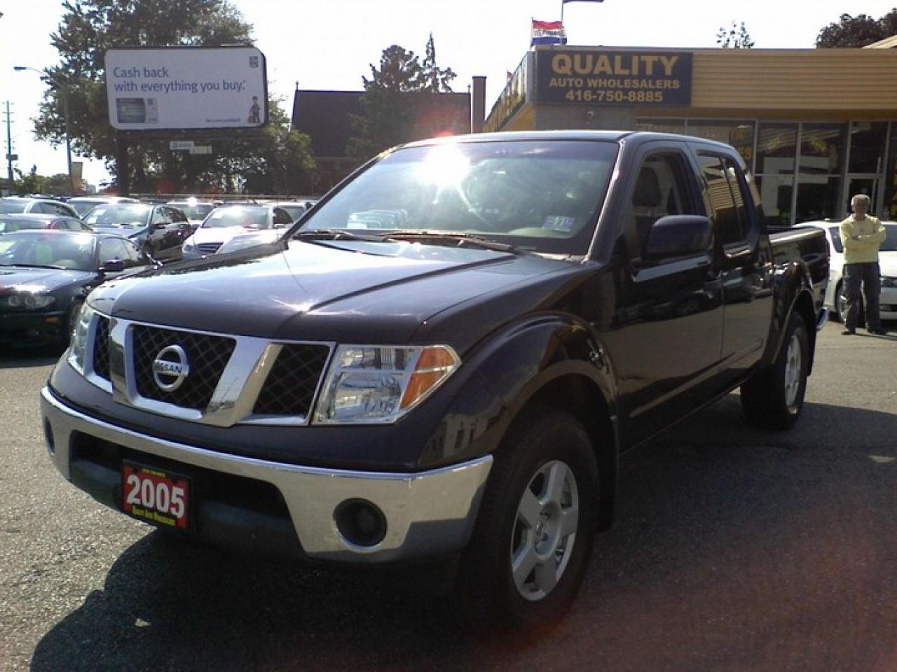 Used 2005 Nissan Frontier SE 4WD CREW CAB for sale in Scarborough, ON