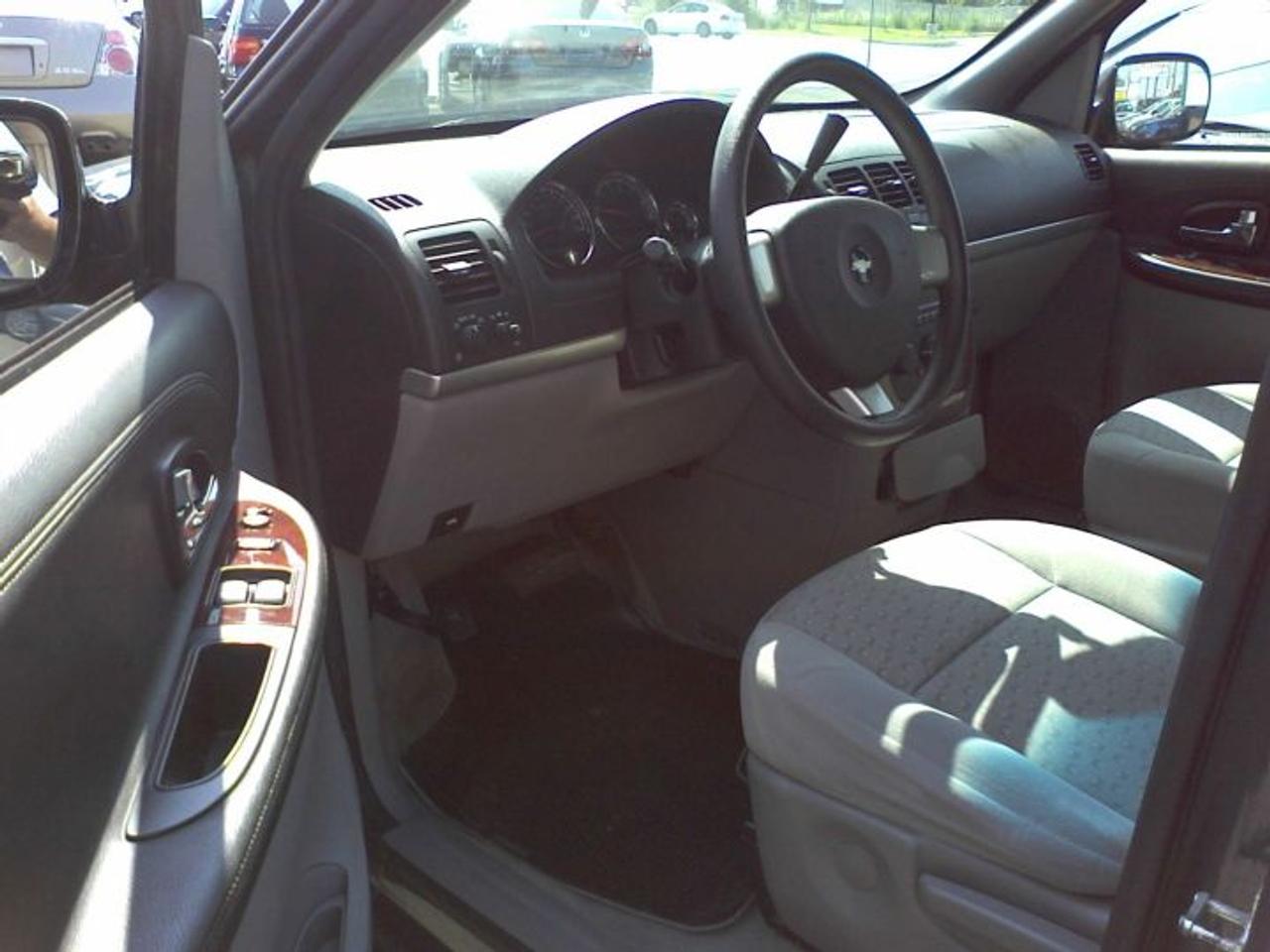 *Call today for an Amazing Deal at (905)290-1319* *0% FINANCING AVAILABLE* 7 Passengers OFF LEASE ~ ONE OWNER PURCHASED FROM GMAC *UCDA,CARFAX,CARPROOF VERIFIED* *WALK IN WITH CONFIDENCE AND DRIVE AWAY SATISFIED* ... OPEN FINANCE $0 DOWN $54/Weekly @5.9% O.A.C. Price plus applicable taxes. Please contact dealer for more details