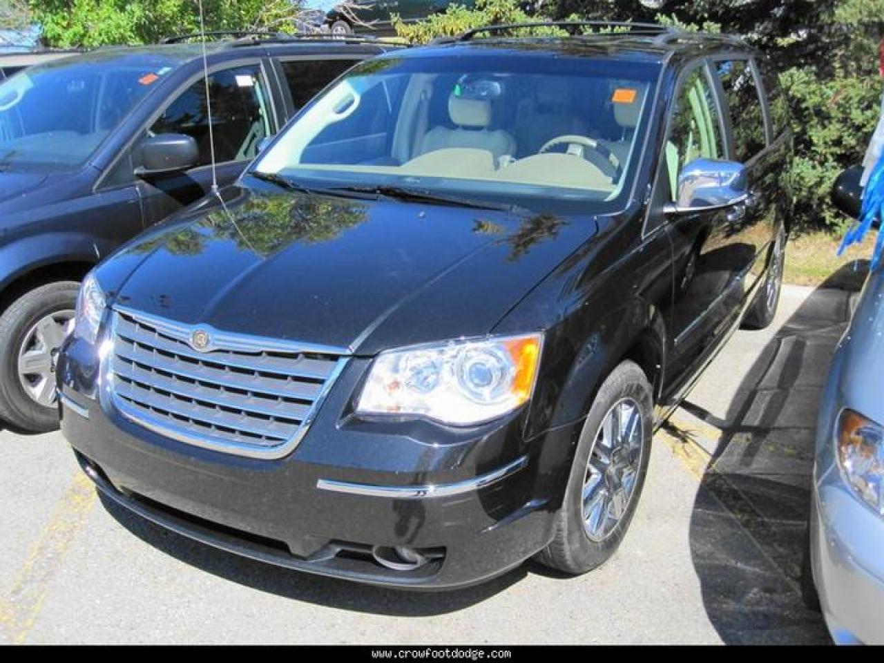 Used 2008 Chrysler Town and Country Limited for sale in Calgary, AB