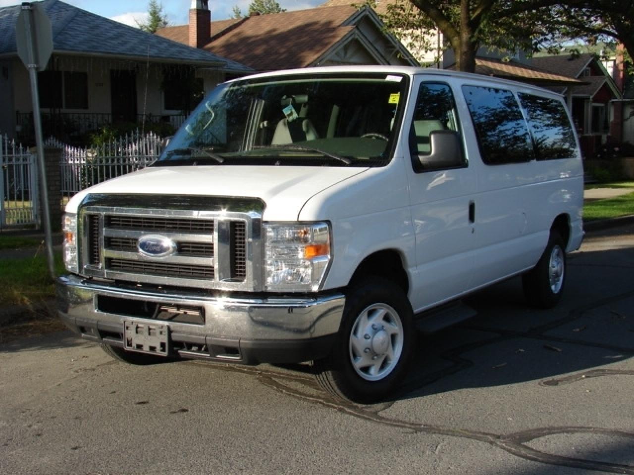 Used 2008 Ford Econoline Wagon XLT CLUB WAGON for sale in Vancouver, BC
