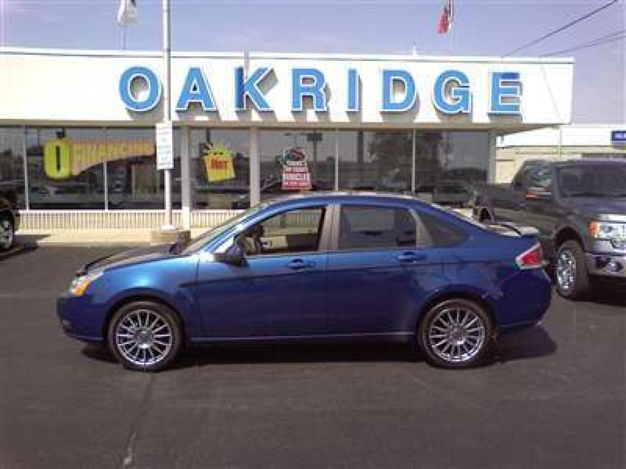 Used 2009 Ford Focus SES for sale in London, ON