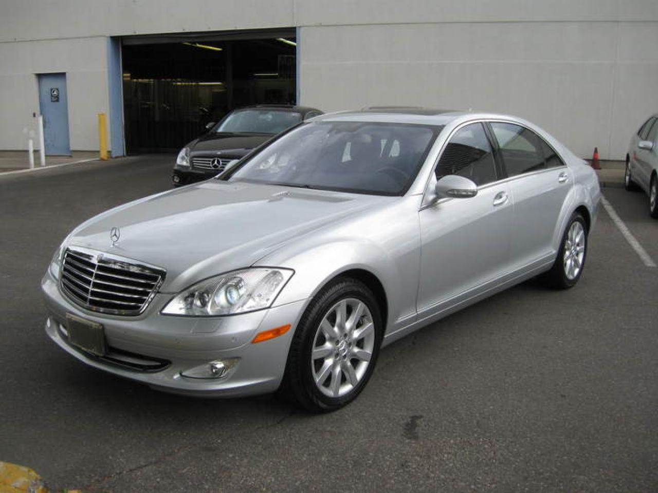 Used 2007 Mercedes-Benz S550  for sale in Maple, ON