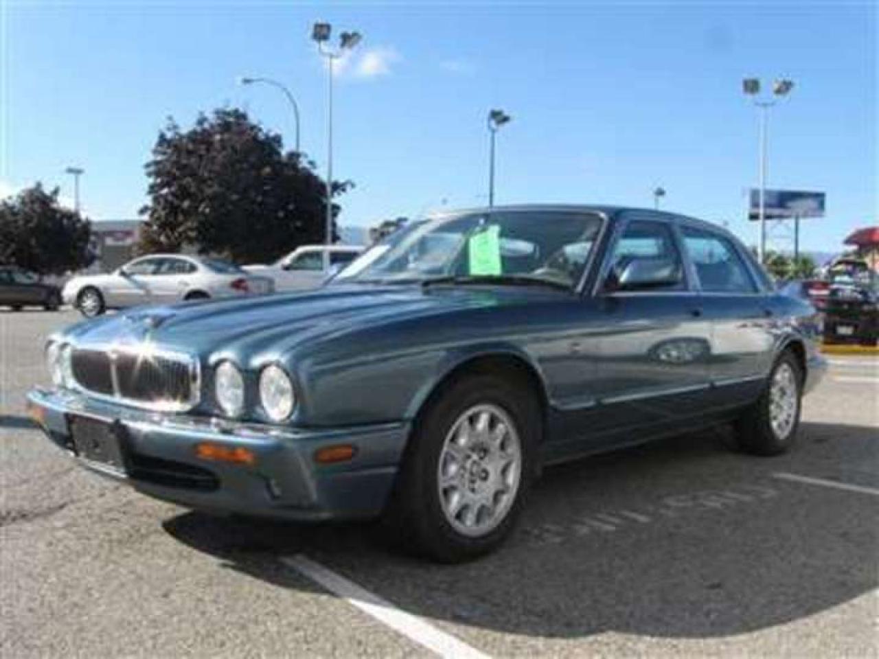 Used 1999 Jaguar XJ8 4dr (CANADA) for sale in Kelowna, BC