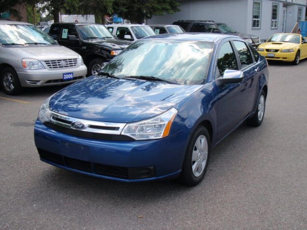Used 2009 Ford Focus SEDAN SE for sale in Mississauga, ON