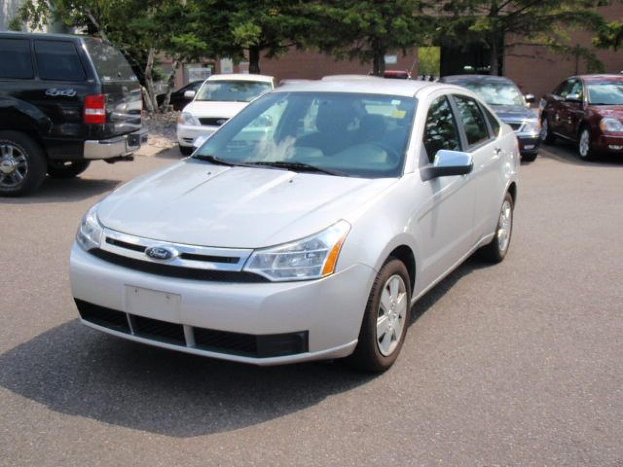 Used 2009 Ford Focus SEDAN SE for sale in Mississauga, ON